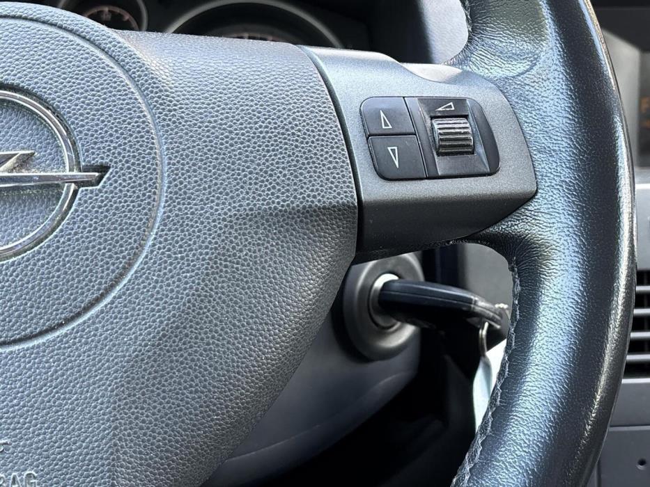 OPEL Astra 2005