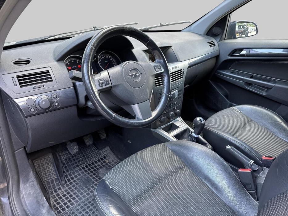 OPEL Astra 2005
