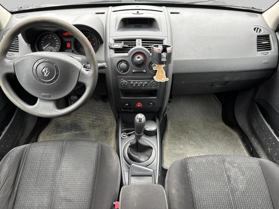 RENAULT Megane 2005