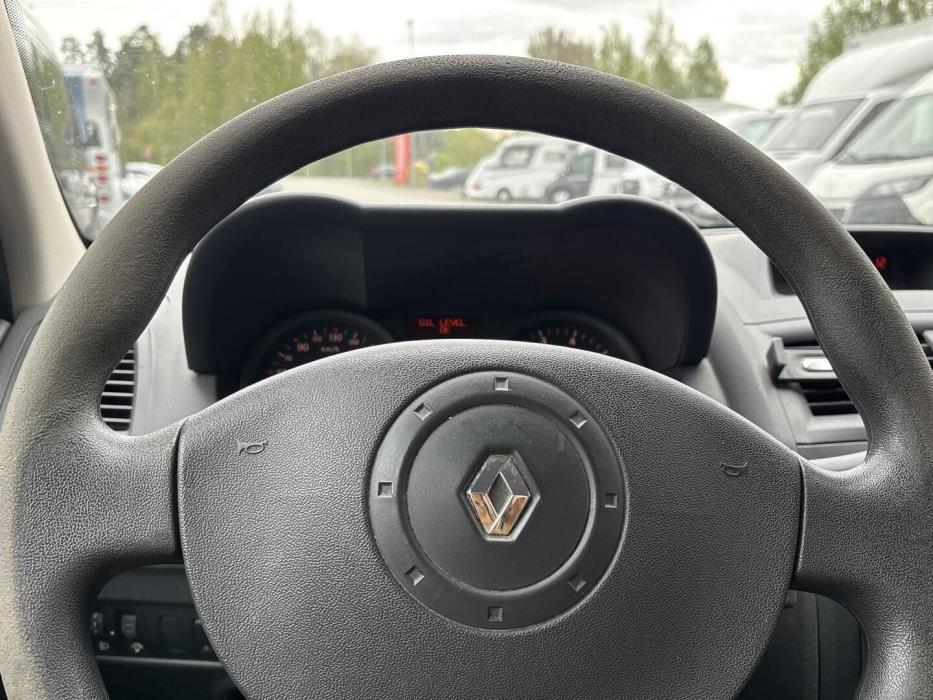 RENAULT Megane 2005