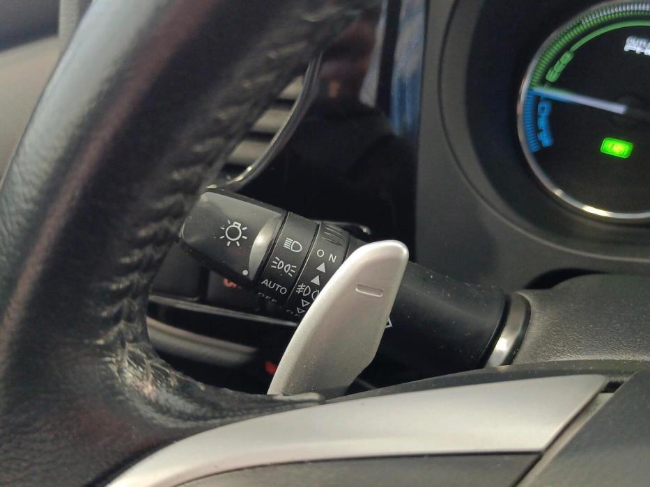 MITSUBISHI Outlander PHEV 2013