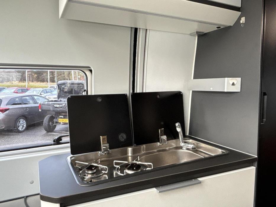 ADRIA TWIN 640 SLB 2021