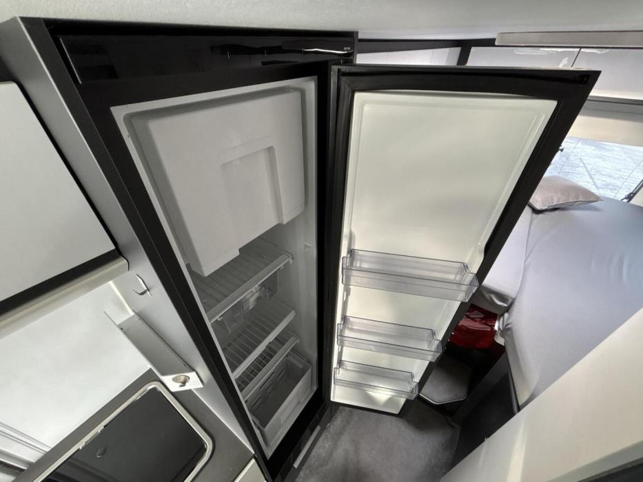 ADRIA TWIN 640 SLB 2021