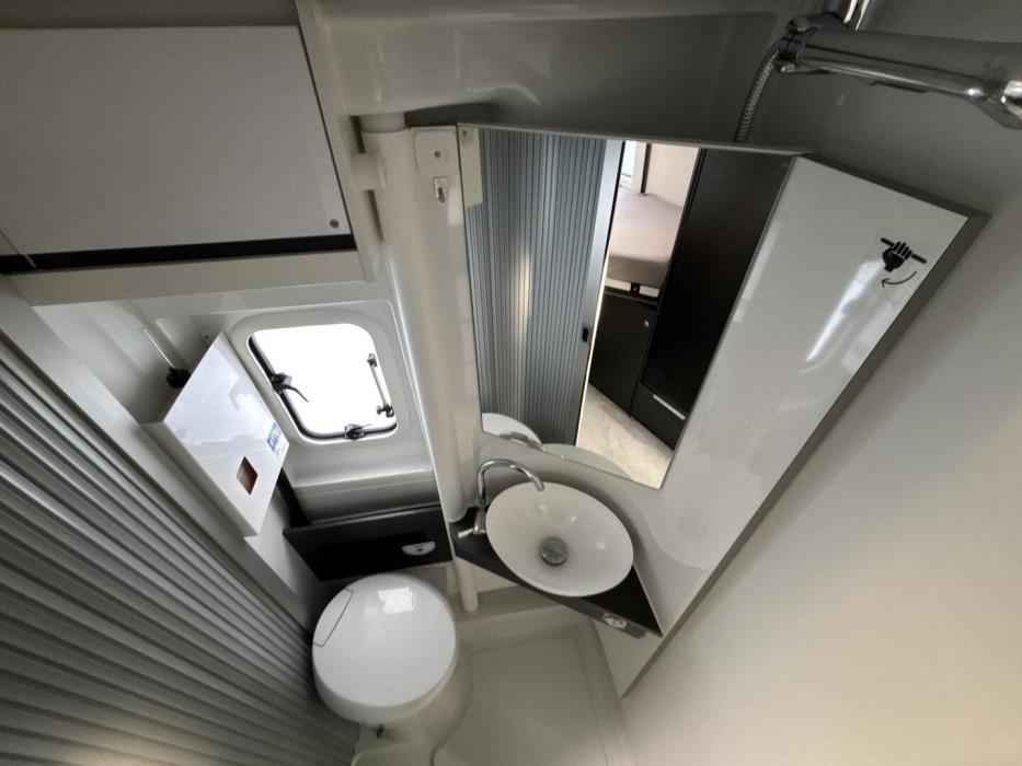 ADRIA TWIN 640 SLB 2021
