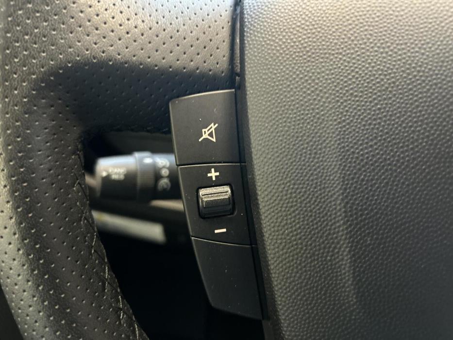 ADRIA TWIN 640 SL AXESS 2024