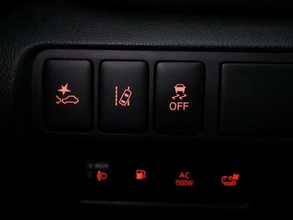 MITSUBISHI ECLIPSE CROSS 2023