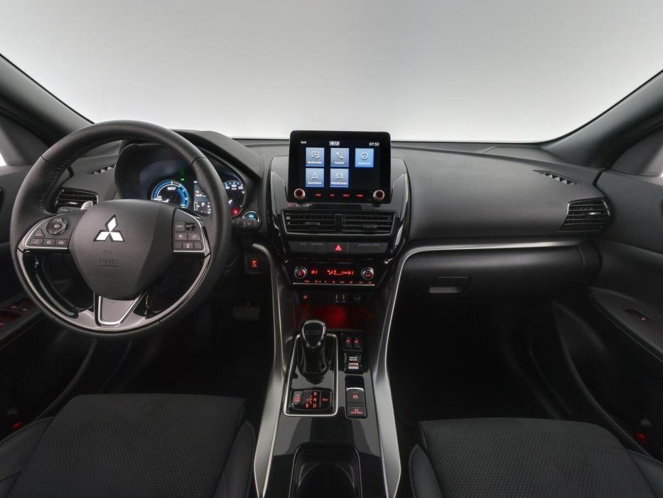 MITSUBISHI ECLIPSE CROSS 2024