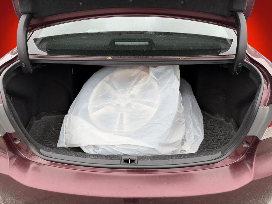 TOYOTA Avensis 2013