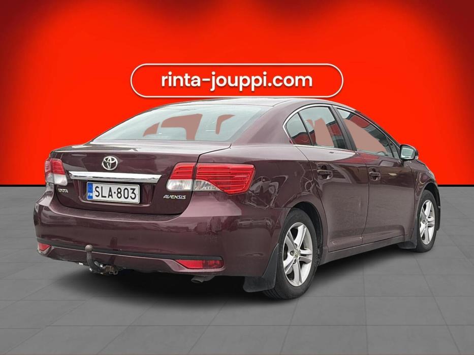 TOYOTA Avensis 2013
