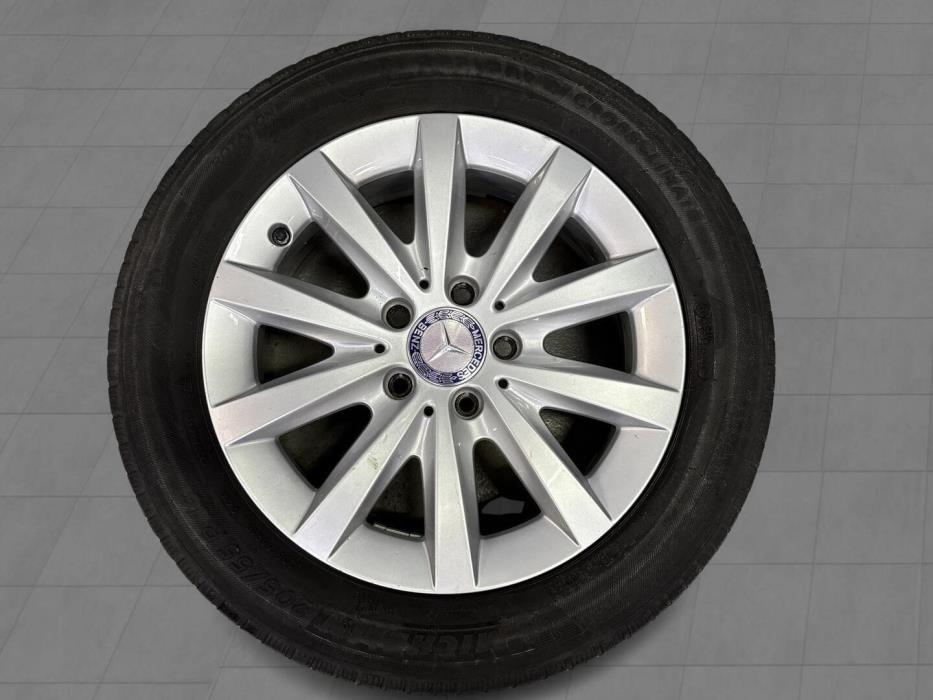 MERCEDES-BENZ A 2017