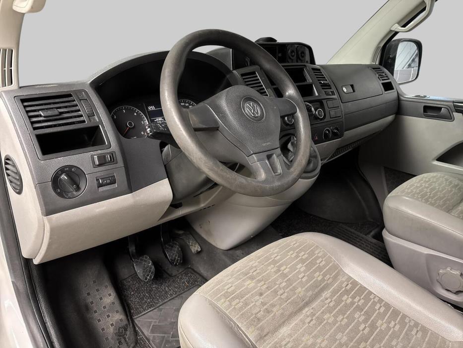 VOLKSWAGEN Transporter 2010