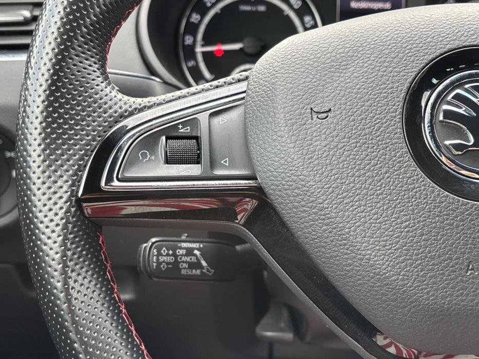 SKODA Octavia 2016