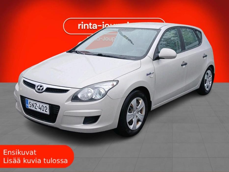 HYUNDAI i30 2010