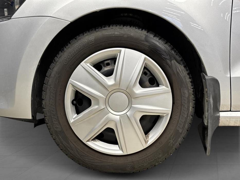 VOLKSWAGEN Polo 2010