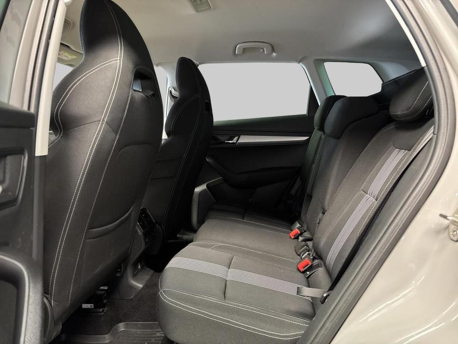 SKODA Karoq 2019