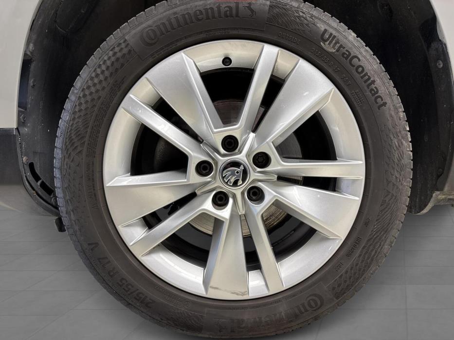 SKODA Karoq 2019