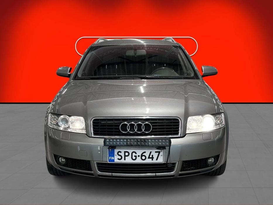 AUDI A4 2004