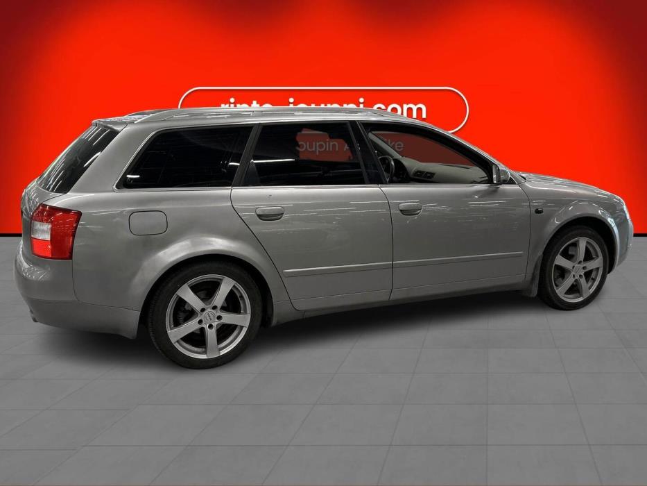 AUDI A4 2004