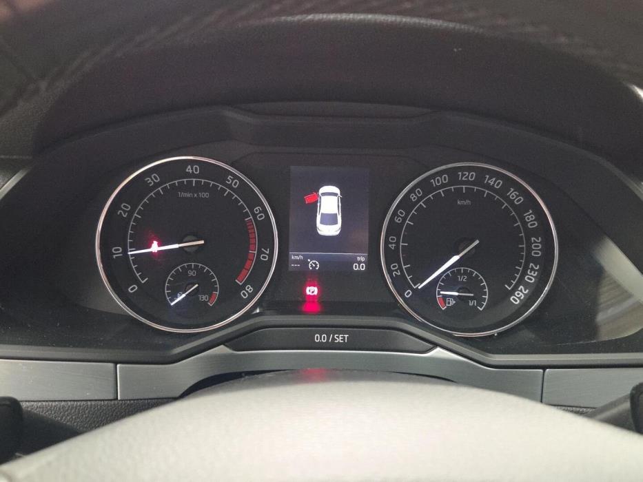 SKODA SUPERB 2019