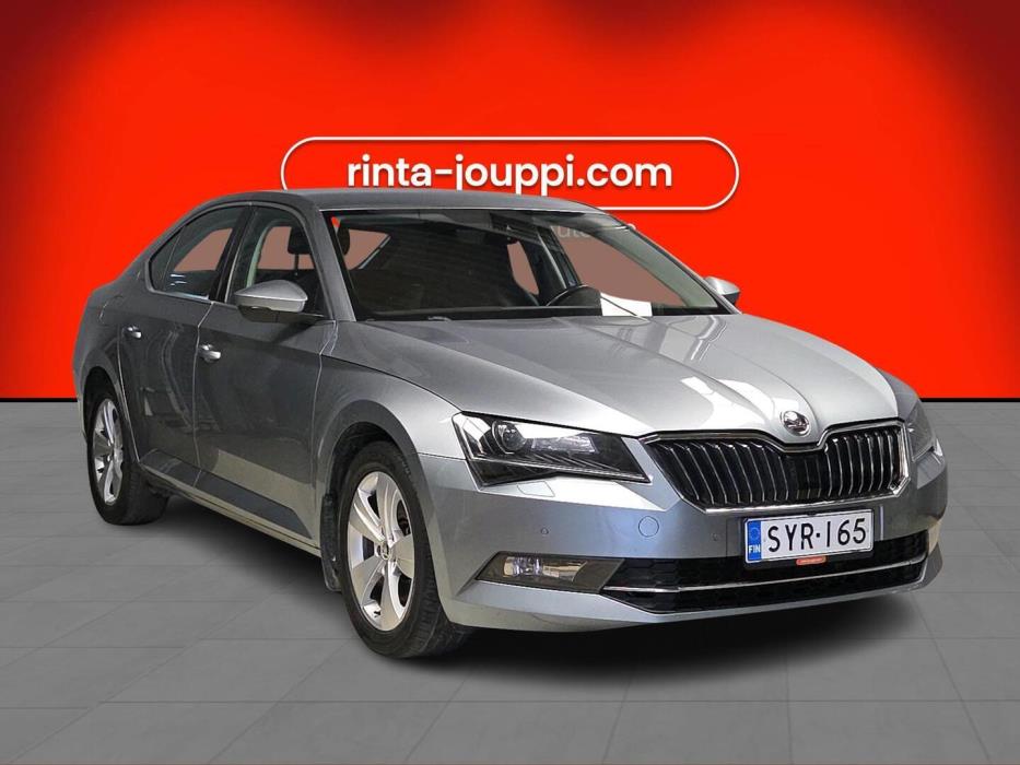 SKODA SUPERB 2019