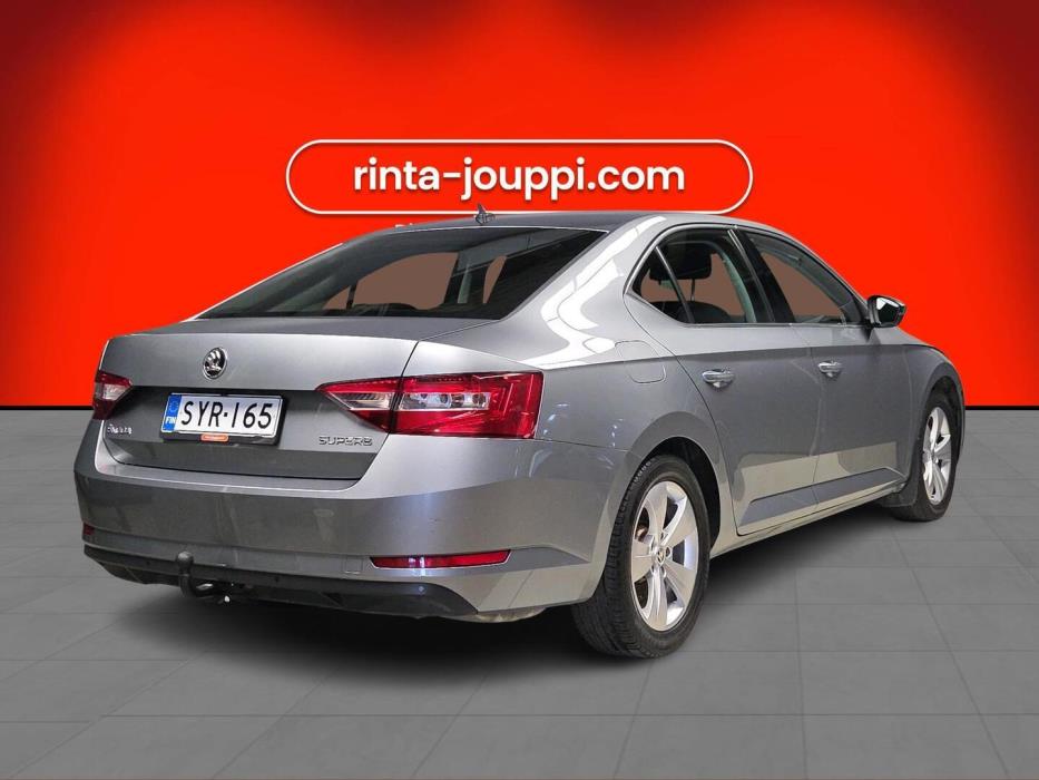 SKODA SUPERB 2019