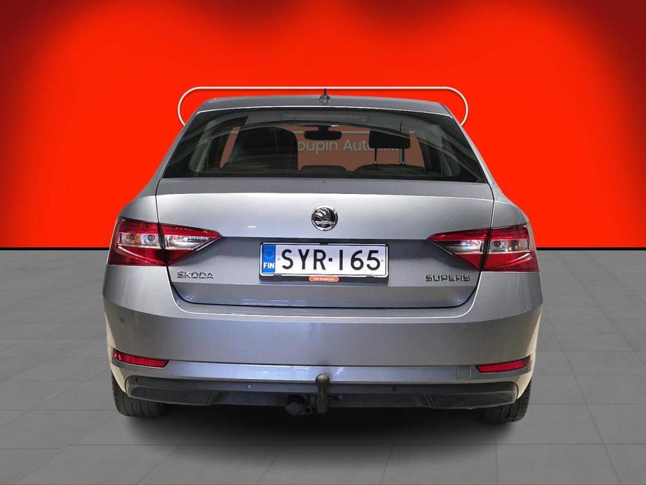 SKODA SUPERB 2019