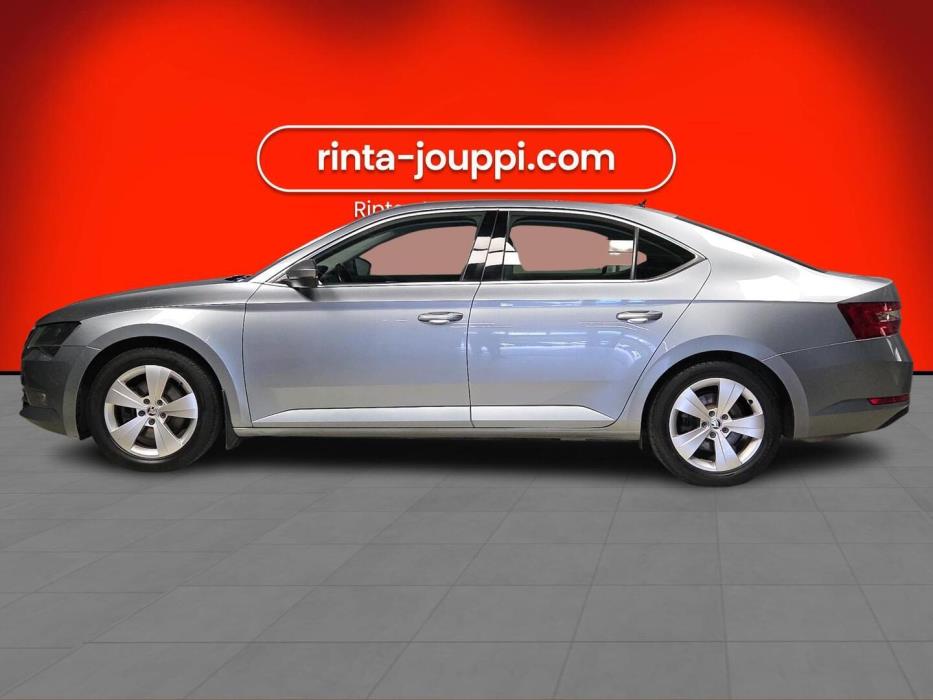 SKODA SUPERB 2019