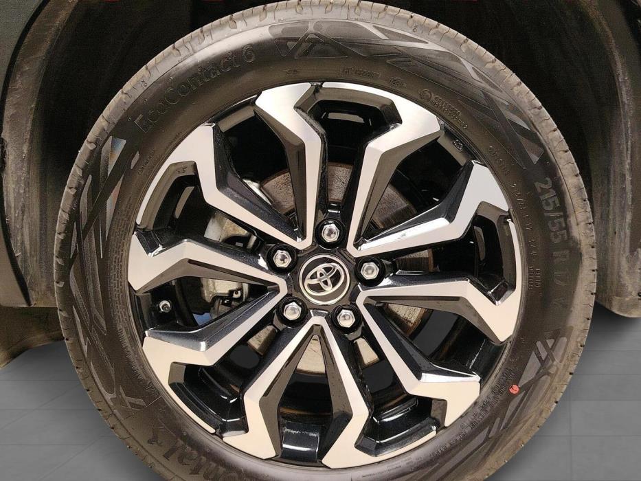 TOYOTA Yaris Cross 2025