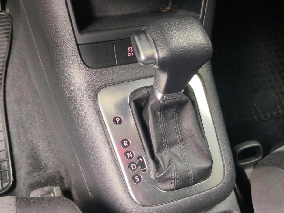 VOLKSWAGEN Golf Plus 2011