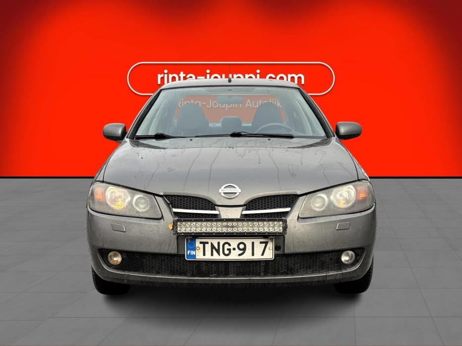 NISSAN Almera 2004