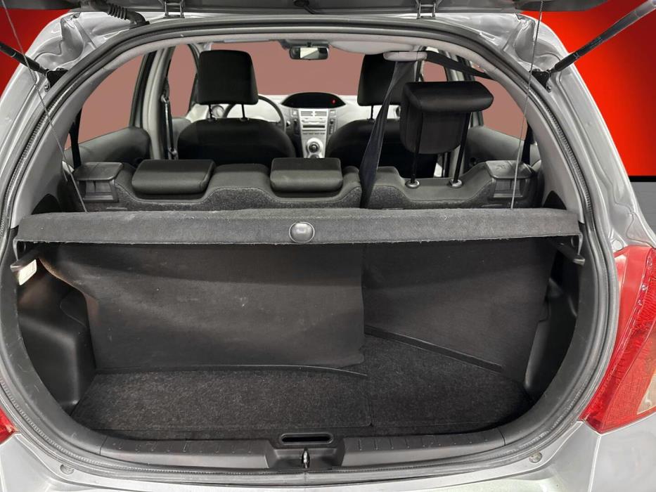 TOYOTA Yaris 2007