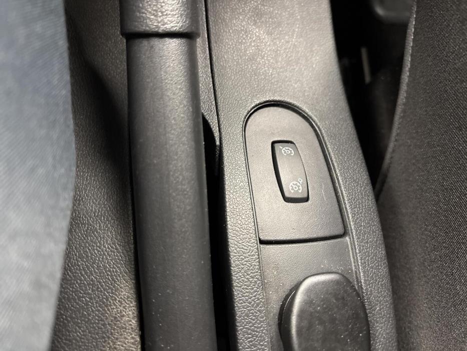 RENAULT Clio 2012