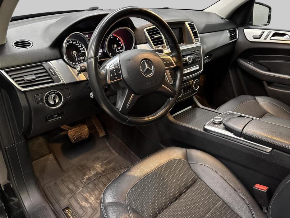 MERCEDES-BENZ ML 2013