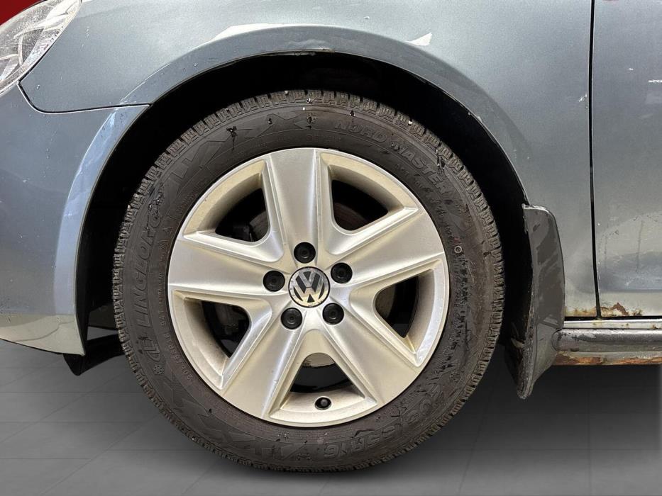 VOLKSWAGEN Golf 2010
