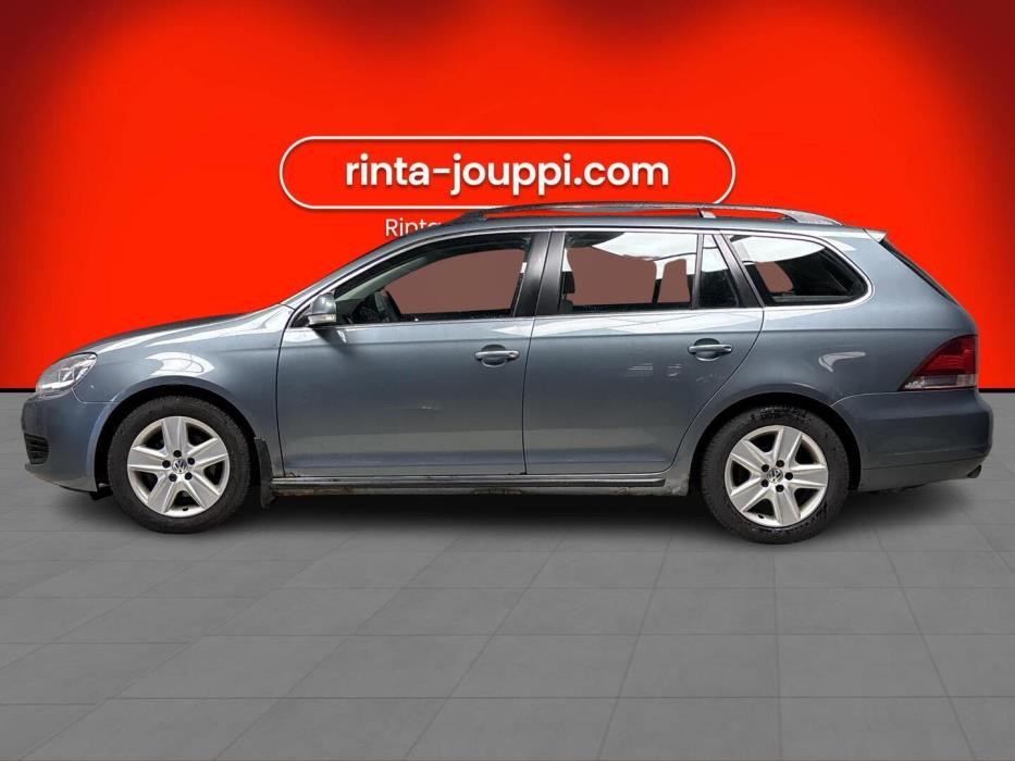 VOLKSWAGEN Golf 2010
