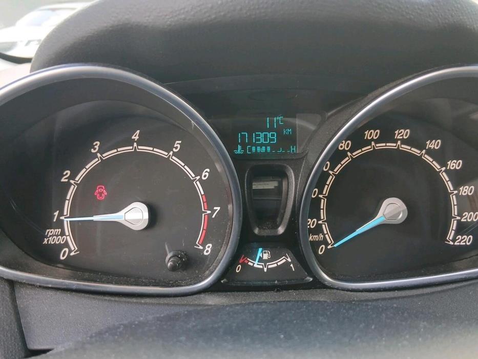 FORD Fiesta 2014