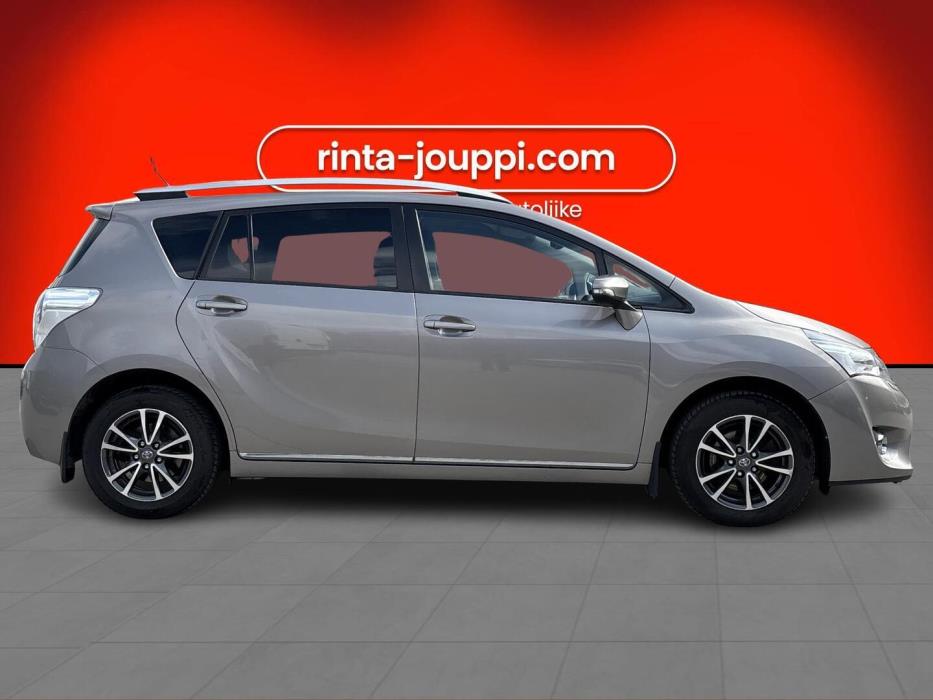 TOYOTA Verso 2014