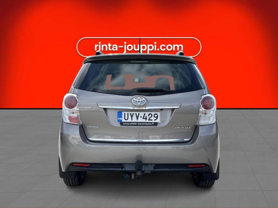 TOYOTA Verso 2014