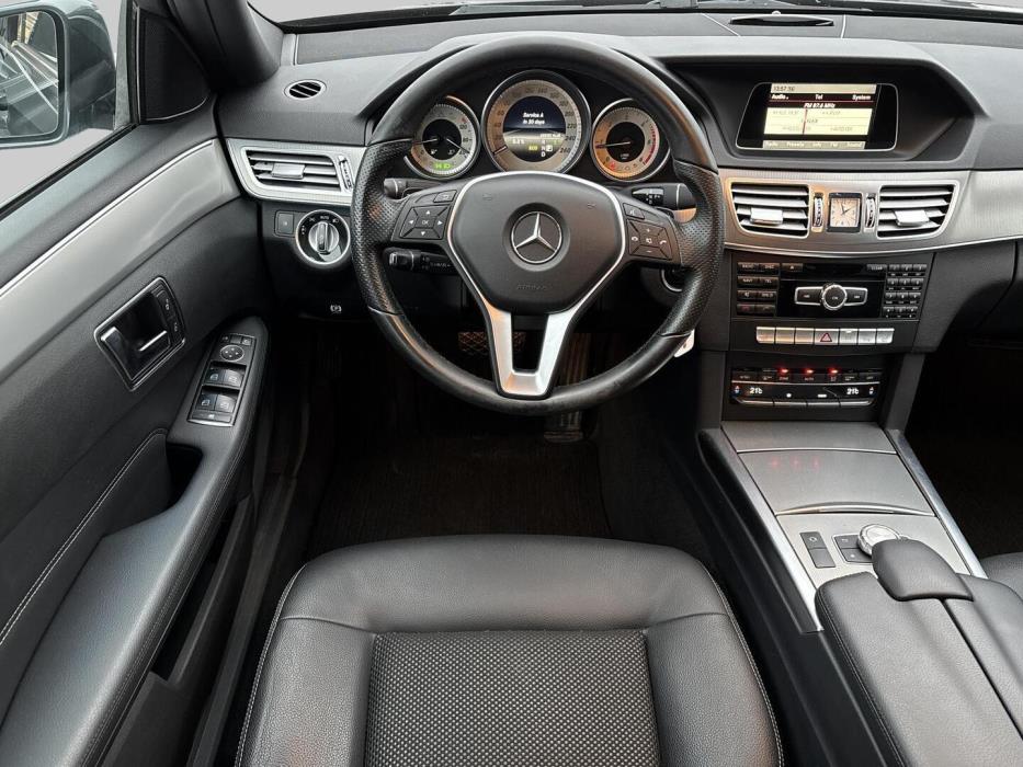 MERCEDES-BENZ E 2015