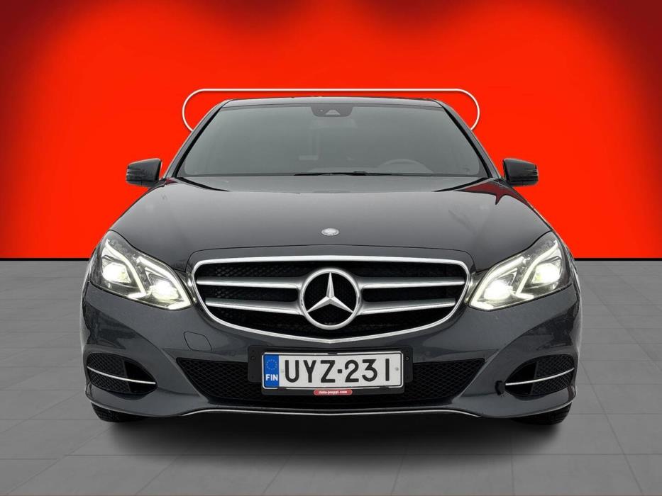 MERCEDES-BENZ E 2015