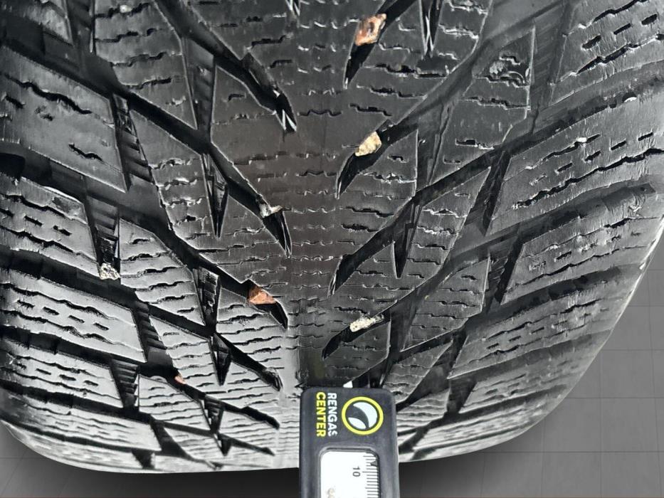 MERCEDES-BENZ E 2015