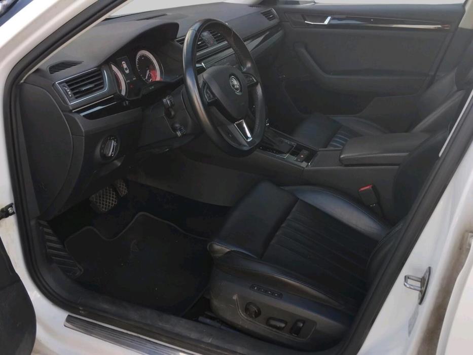 SKODA Superb 2016