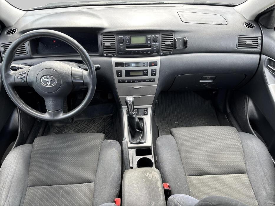 TOYOTA Corolla 2004
