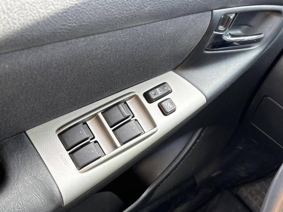 TOYOTA Corolla 2004