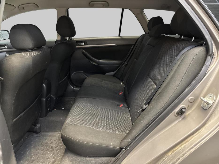 TOYOTA Avensis 2006
