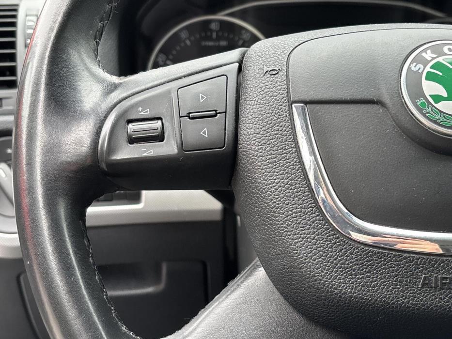 SKODA Octavia 2013