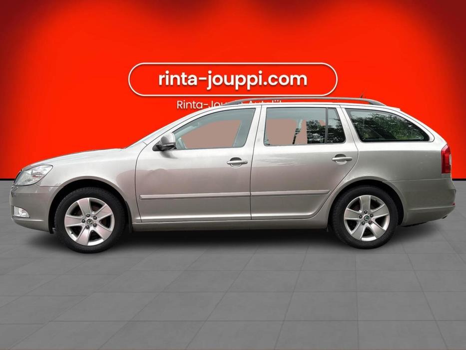 SKODA Octavia 2013