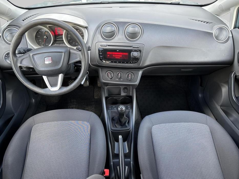 SEAT Ibiza ST 2010