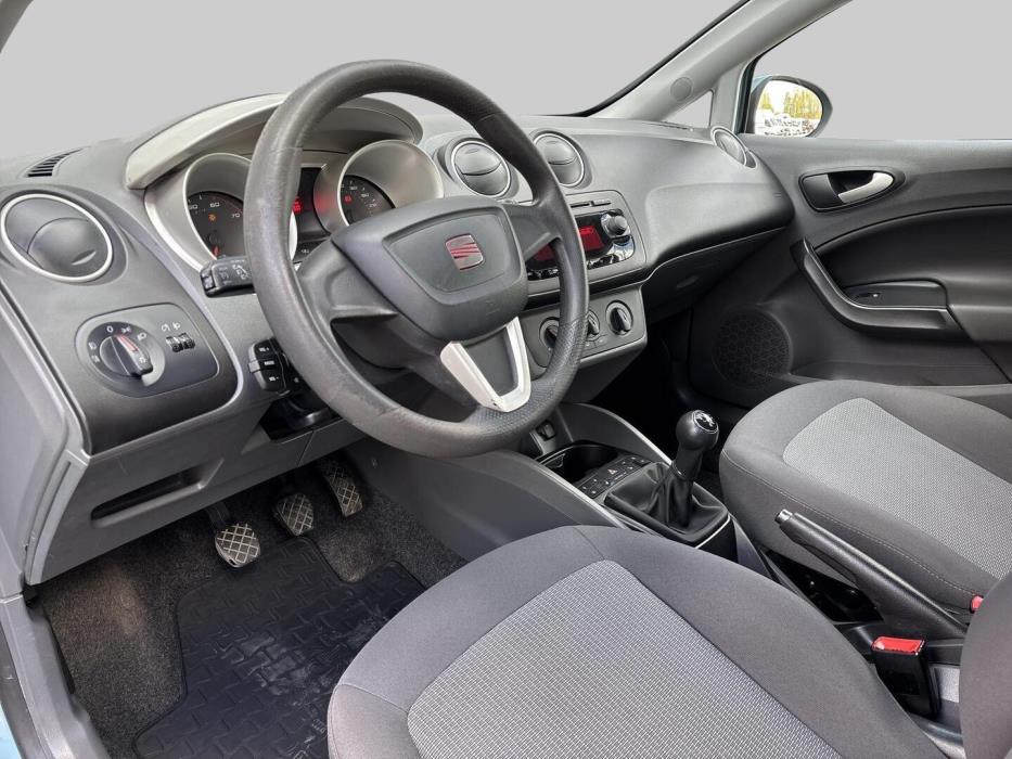 SEAT Ibiza ST 2010