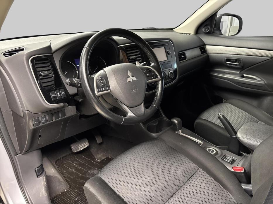 MITSUBISHI Outlander 2013